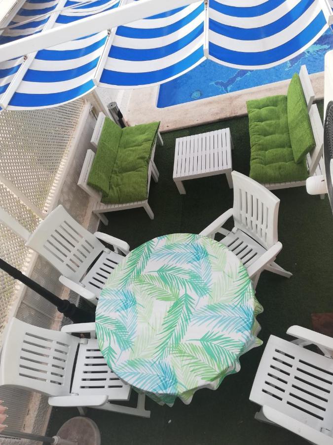 サン・ペドロ・デル・ピナタルPiso Entero En Semi Sotano Con Piscina Salina Privadaアパートメント エクステリア 写真